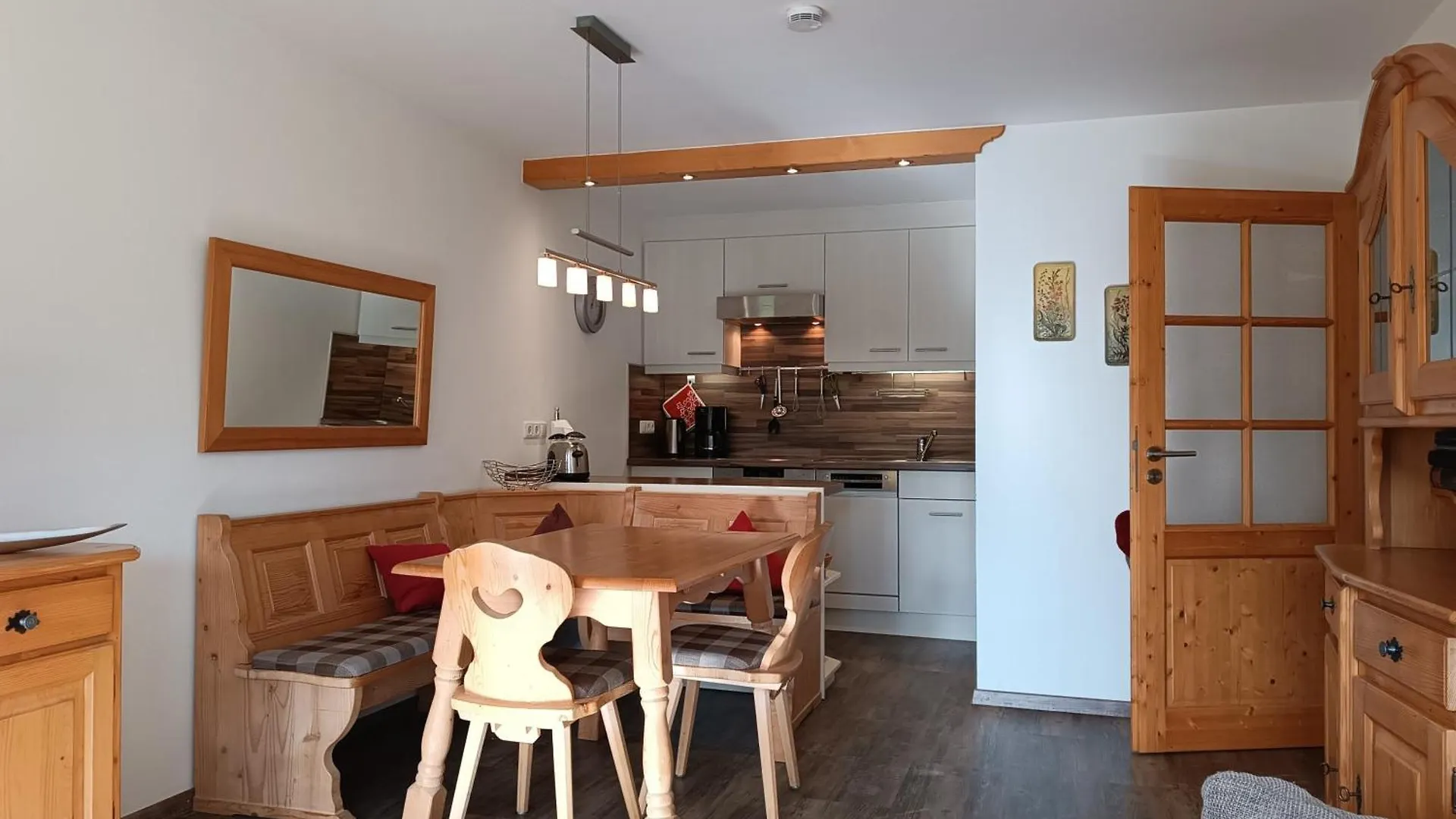 2-Raum Fewo Alpenveilchen - Hallenbad & Sauna Fischen im Allgäu